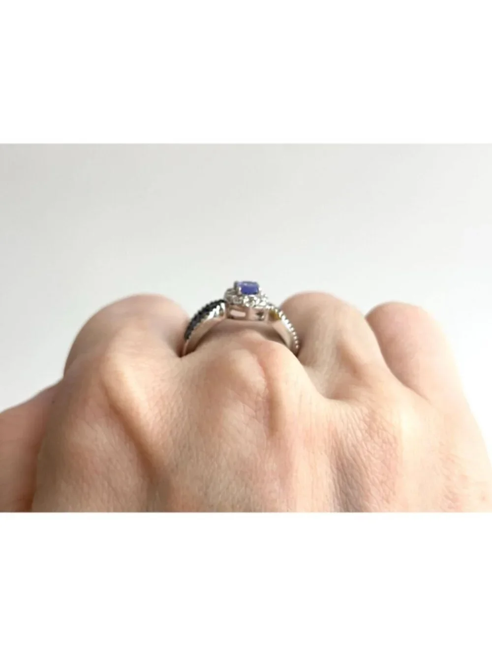 Tanzanite Gemstone Oval Cut Halo Style Sterling Silver 925 Vintage Ring - sz 8